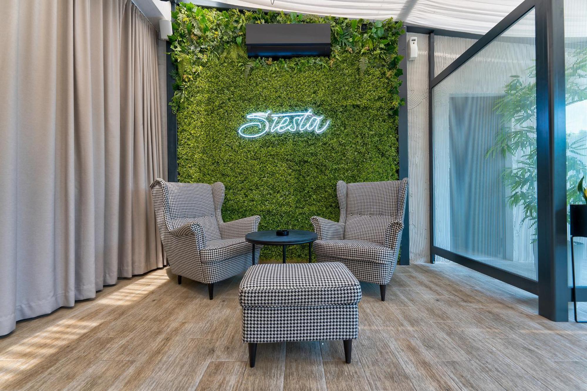 Hotel Siesta Uzice Luaran gambar