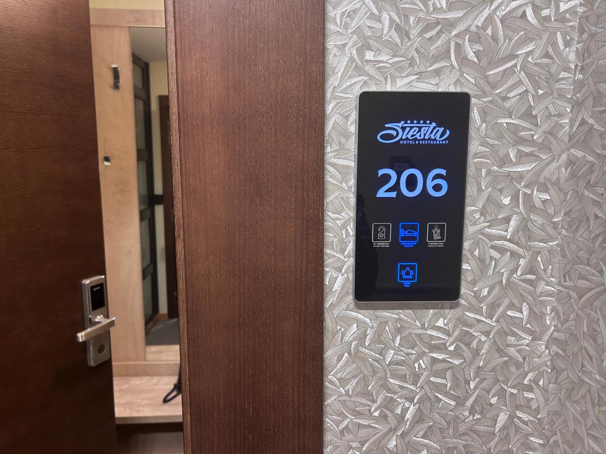 Hotel Siesta Uzice Luaran gambar