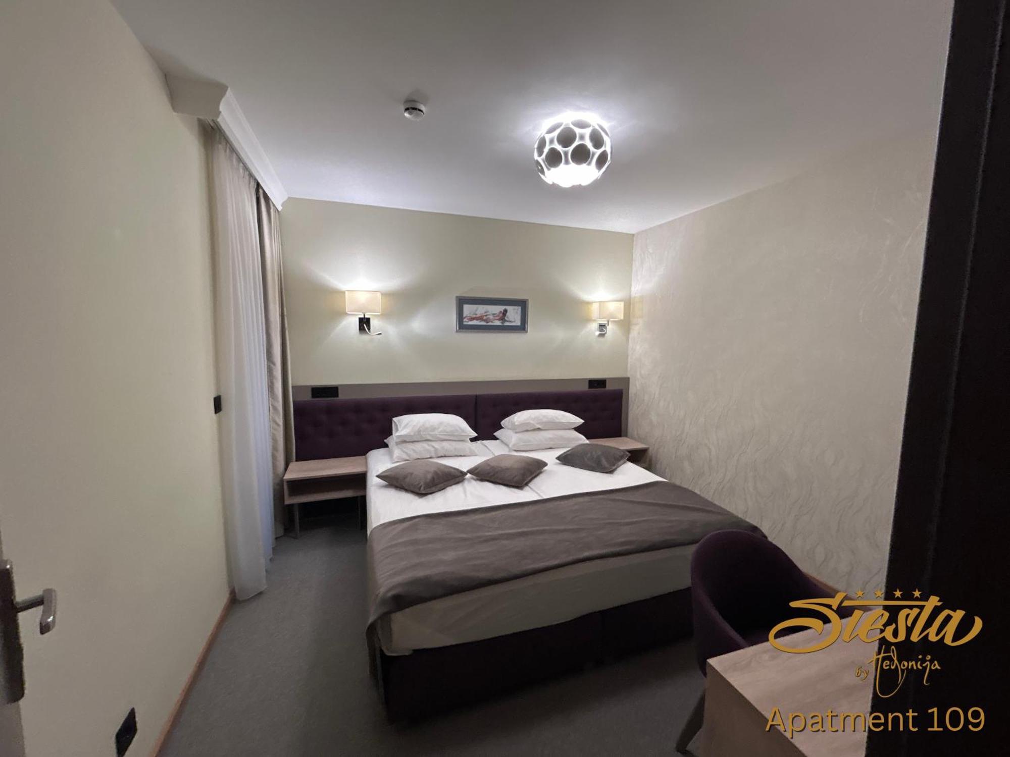 Hotel Siesta Uzice Luaran gambar