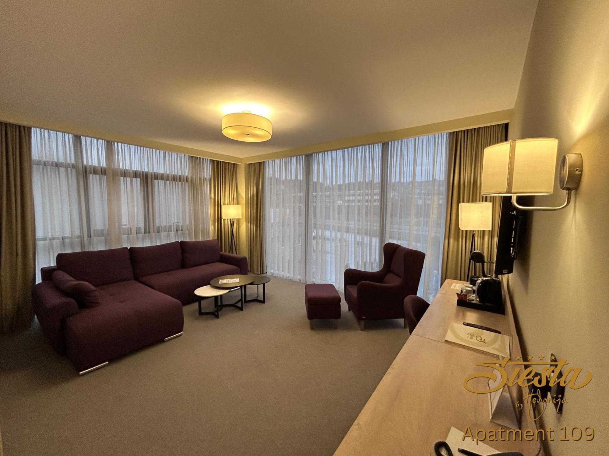 Hotel Siesta Uzice Luaran gambar