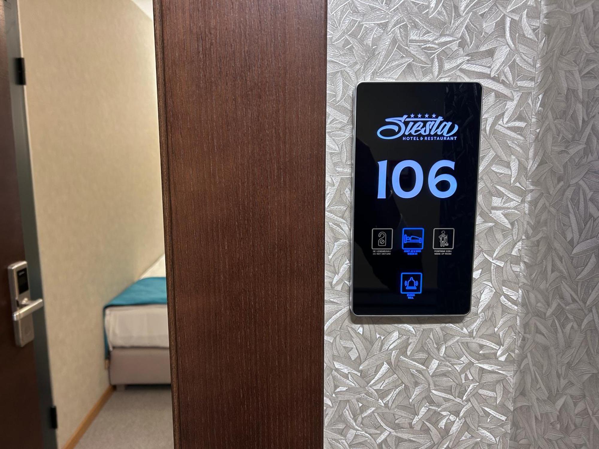 Hotel Siesta Uzice Luaran gambar